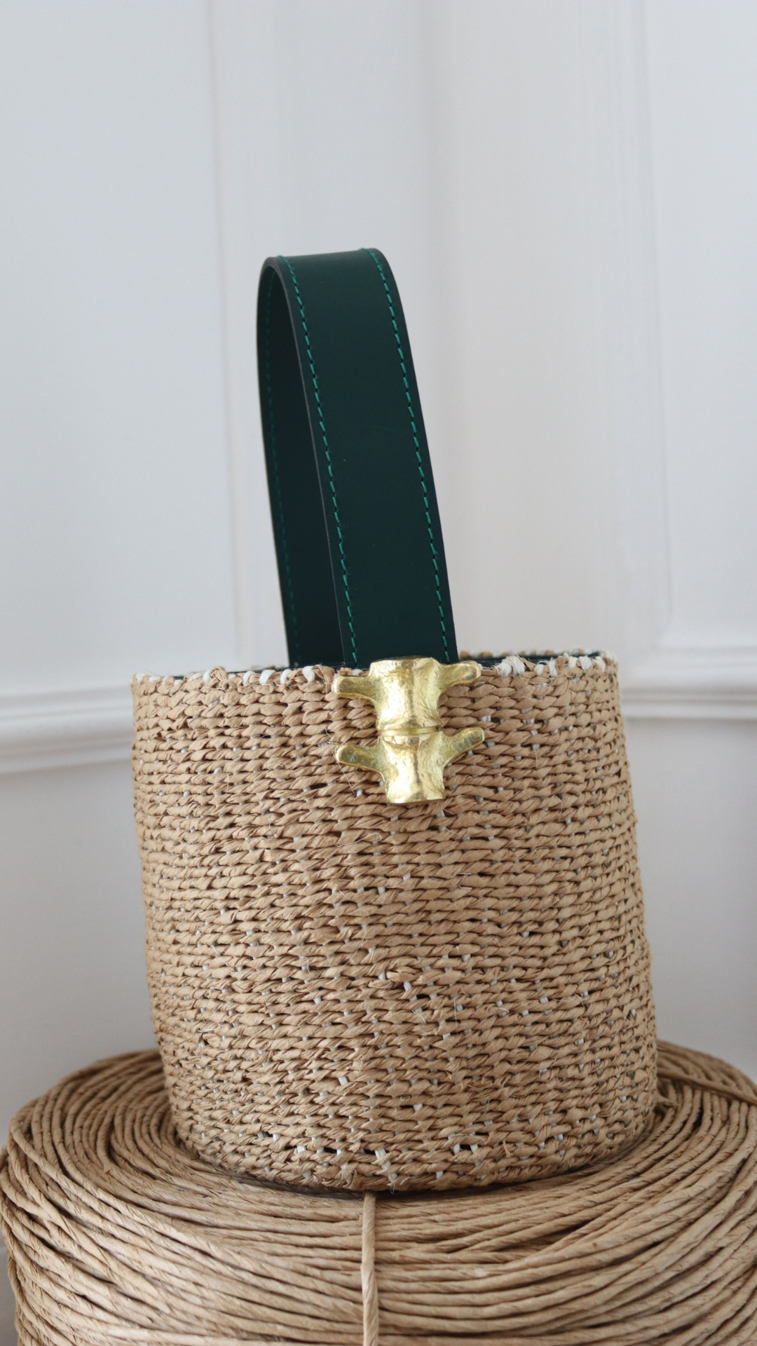 KALECHE BUCKET BAG / KIJANI