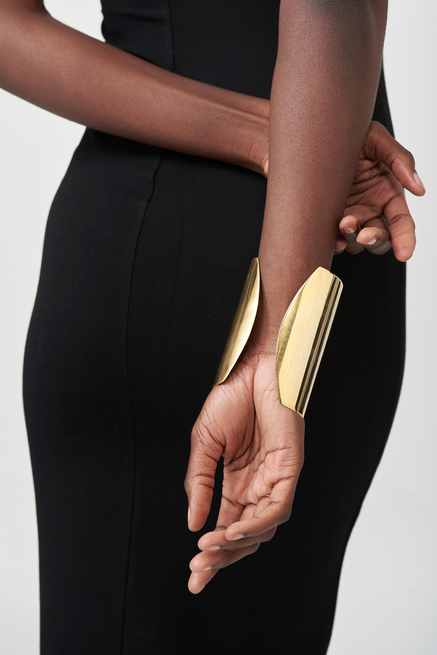 MATUU SPINE CUFF