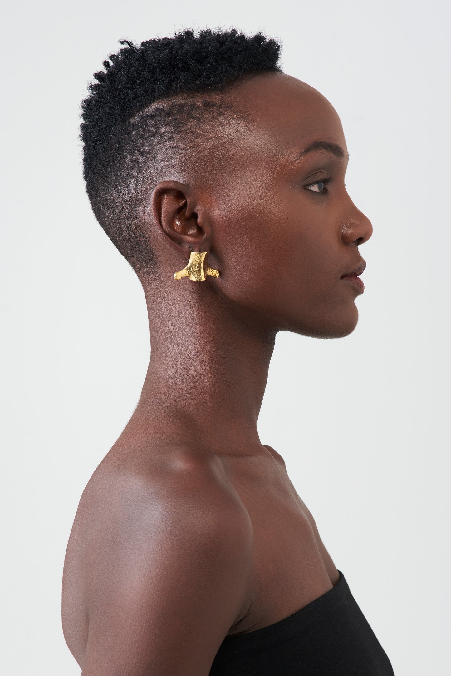 MATUU SPINE STUDS