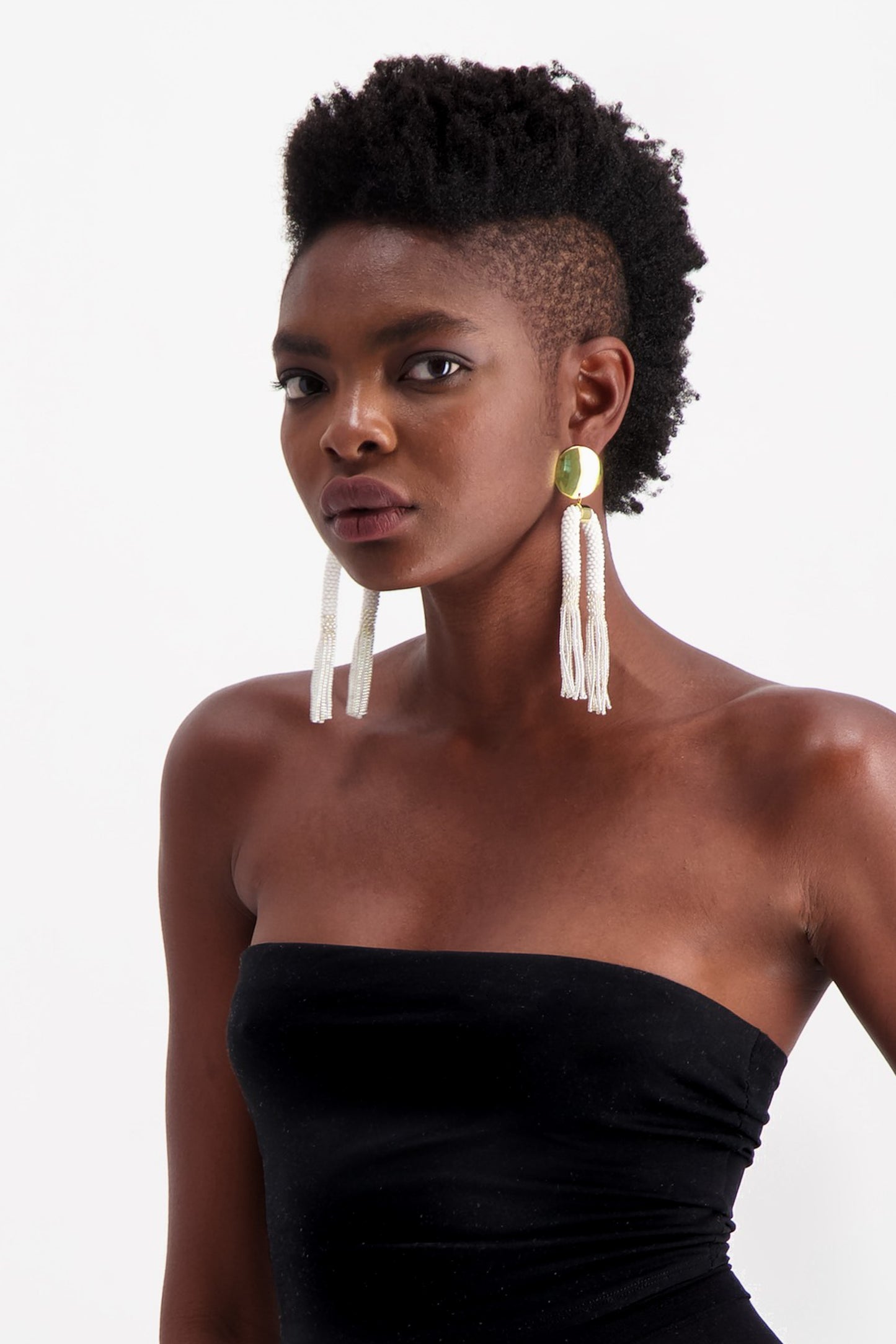 MTWAPA EARRING WHITE