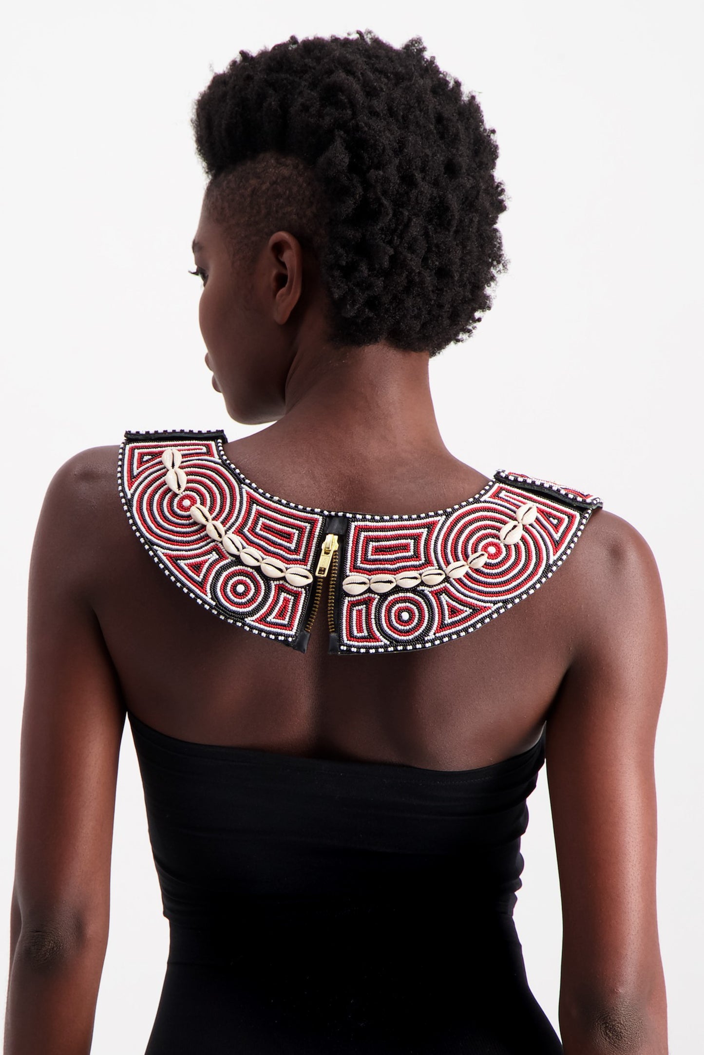 KISAUNI NECK PIECE
