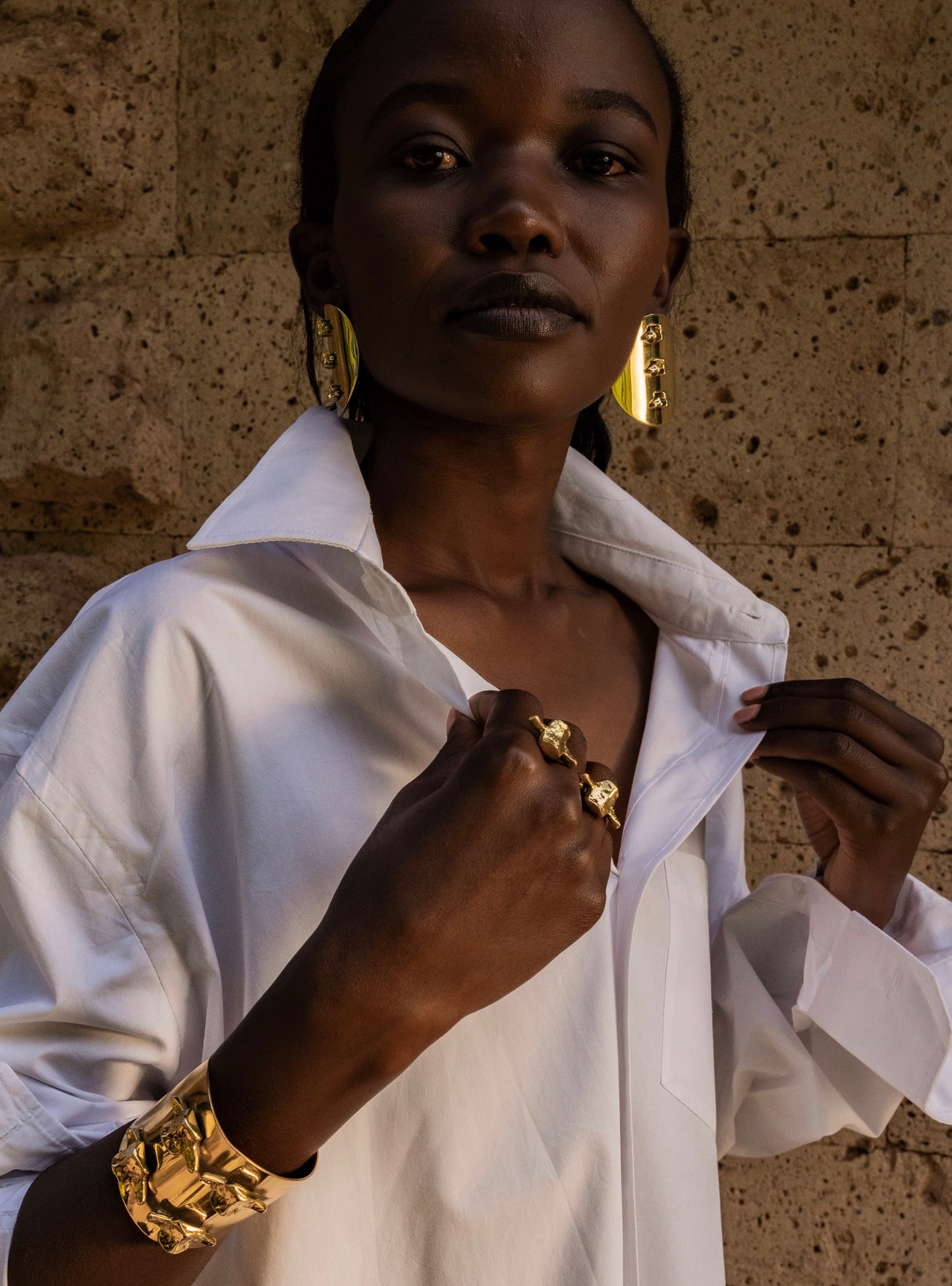 WAMUNYU DISK EARRING