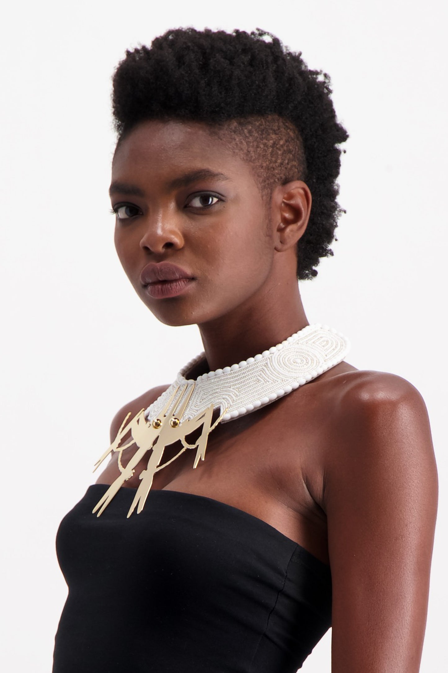 BELEWA NECK PIECE