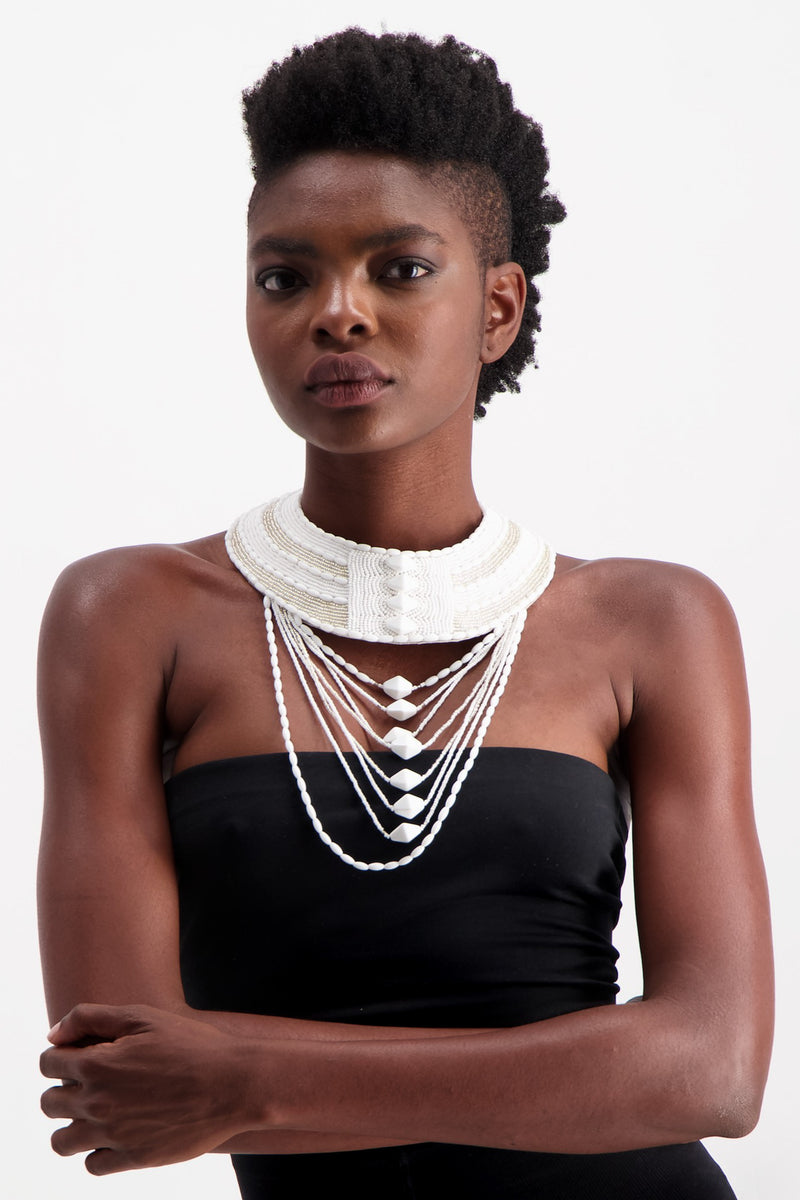 MOYA NECK PIECE WHITE