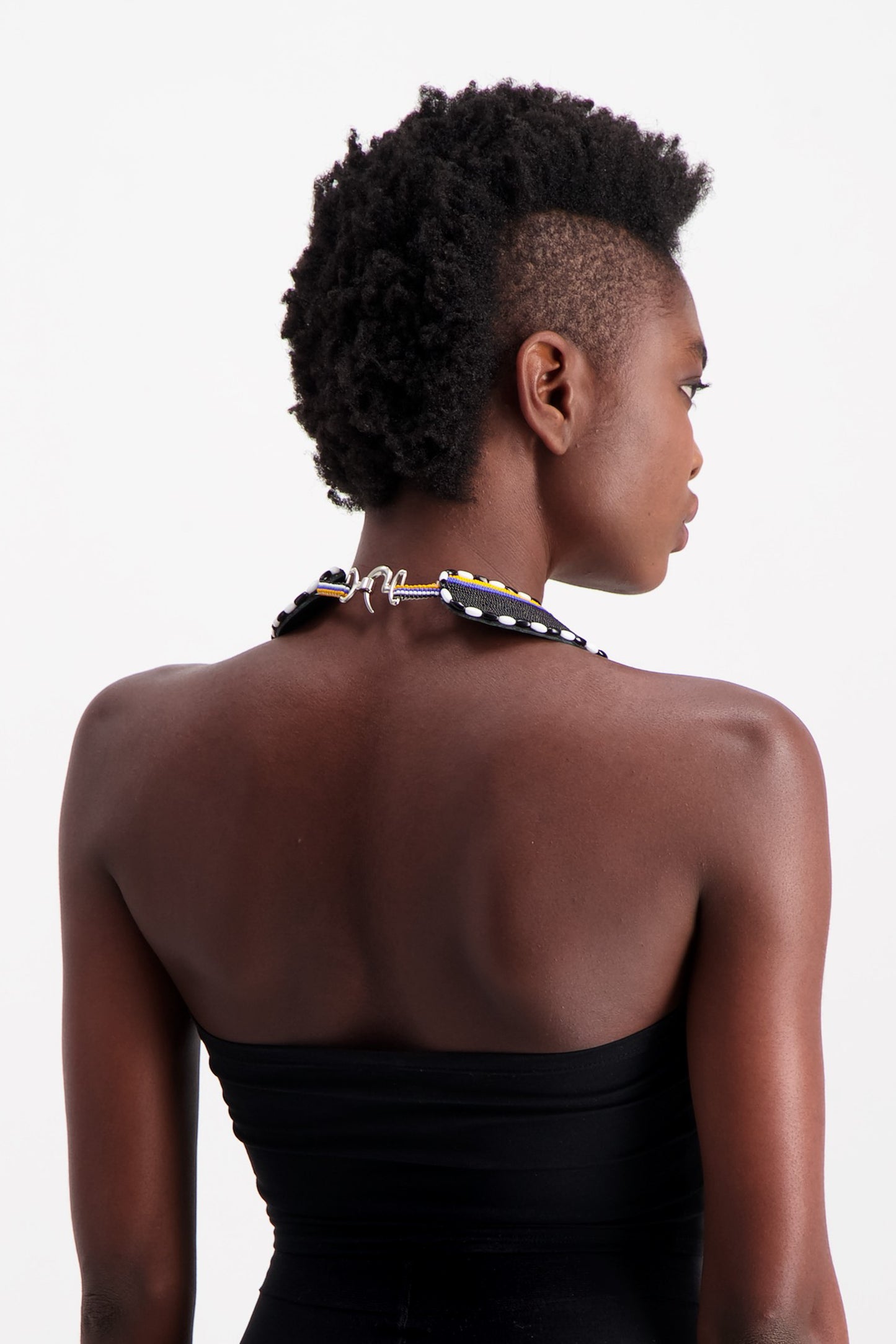 PENDO NECK PIECE BLACK